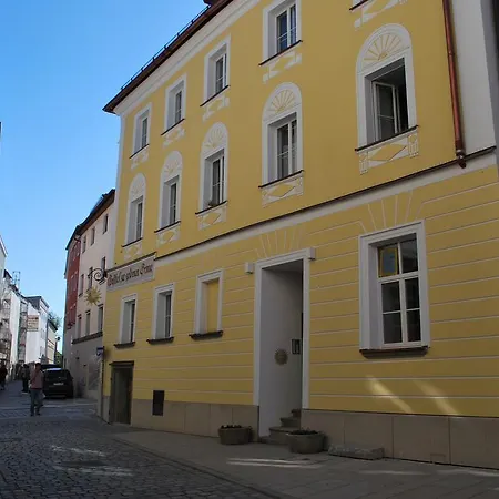 Pensión Zur Goldenen Sonne