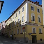 Zur Goldenen Sonne