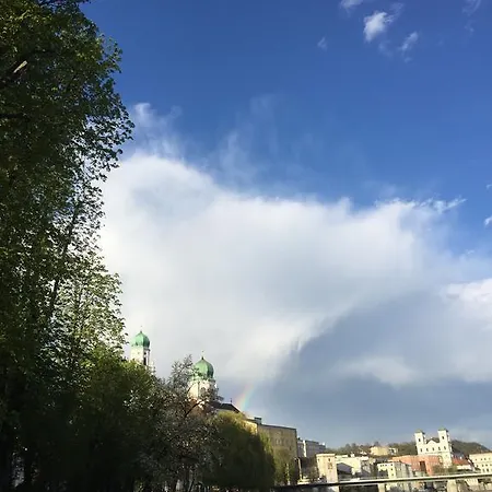 Zur Goldenen Sonne باساو
