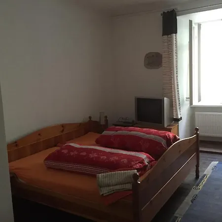 بيت ضيافة Zur Goldenen Sonne