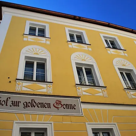 ゲストハウス Zur Goldenen Sonne パッサウ